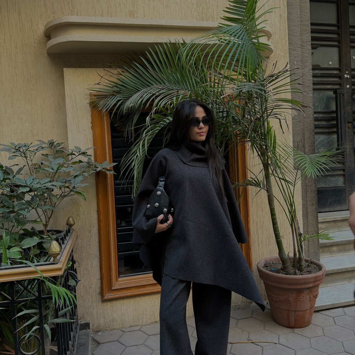 Grey Espresso Cape